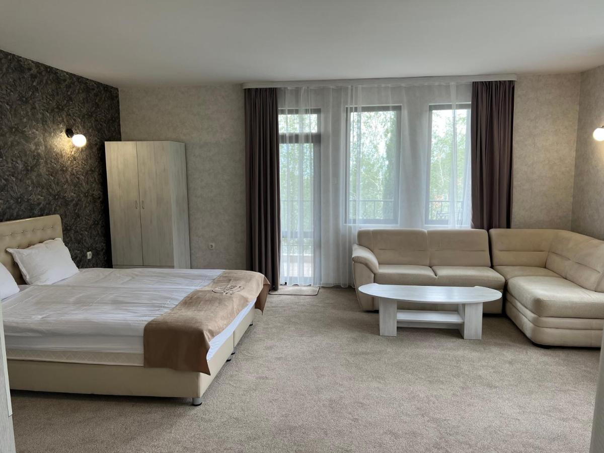 Chiflika Family Hotel アセノヴグラト エクステリア 写真