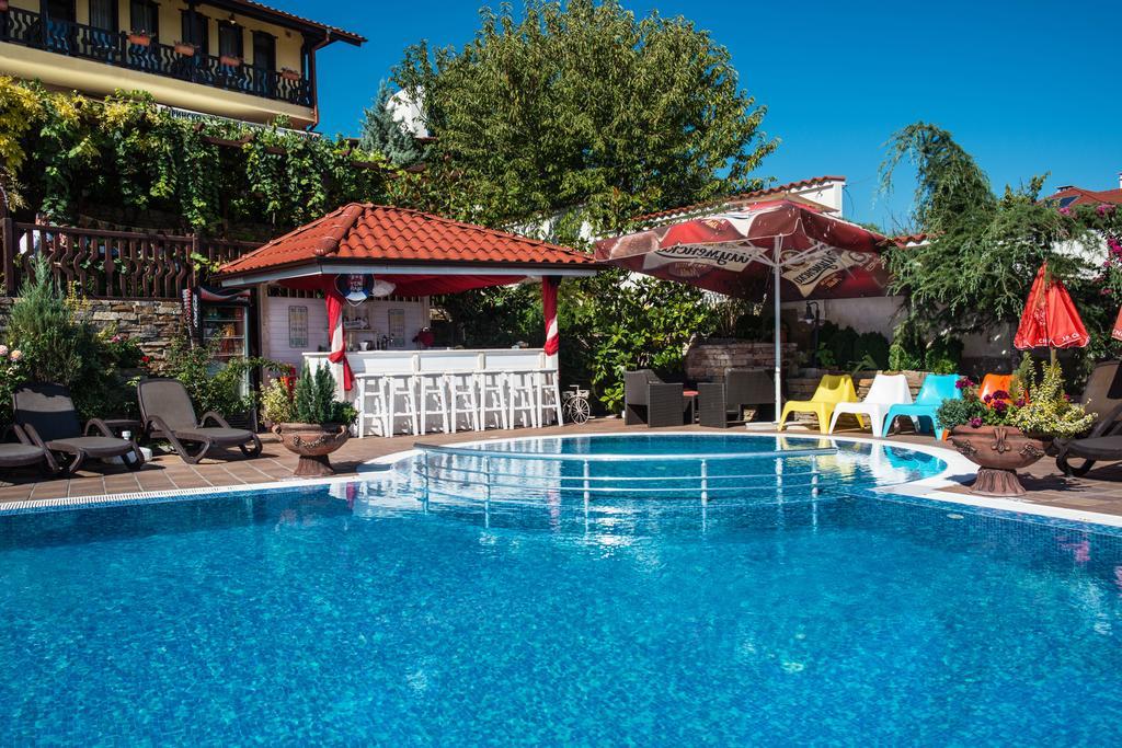 Chiflika Family Hotel アセノヴグラト エクステリア 写真
